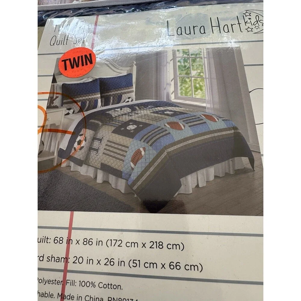 New Quilt Twin Sports Football Soccer Baseball Lara Hart